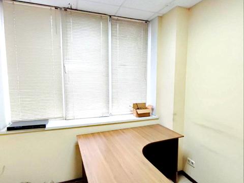 комерційна за адресою Жилянська вул., 97