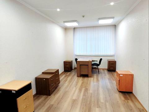 комерційна за адресою Жилянська вул., 97