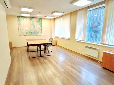 комерційна за адресою Жилянська вул., 97