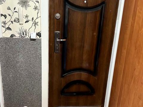 квартира за адресою Тролейбусна вул., 8