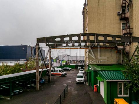 комерційна за адресою Березняківська вул., 29