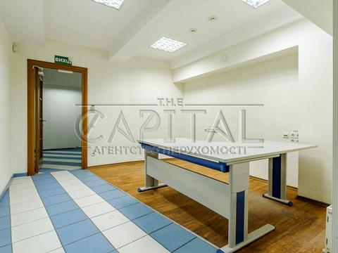 комерційна за адресою Березняківська вул., 29