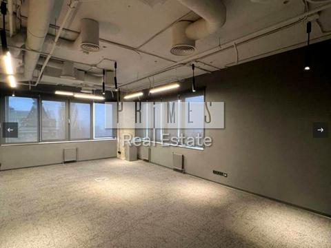 комерційна за адресою Володимирська вул., 2