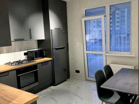 квартира за адресою Роксоляни вул., 43