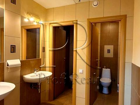 комерційна за адресою Олеся Гончара вул., 79/4