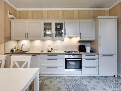 будинок за адресою Степана Бандери вул., 11