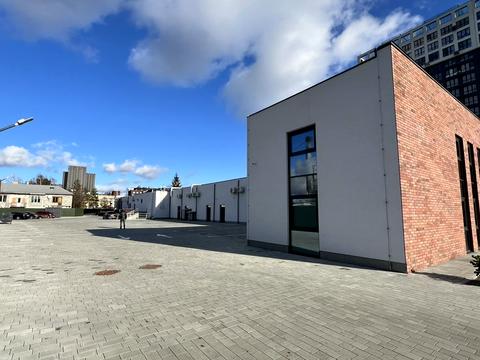 комерційна за адресою Павла Думанського вул., 14