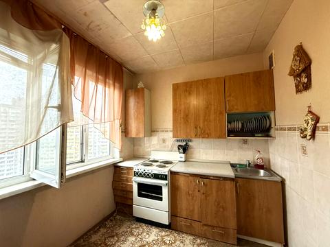 квартира за адресою Академіка Глушкова просп., 19