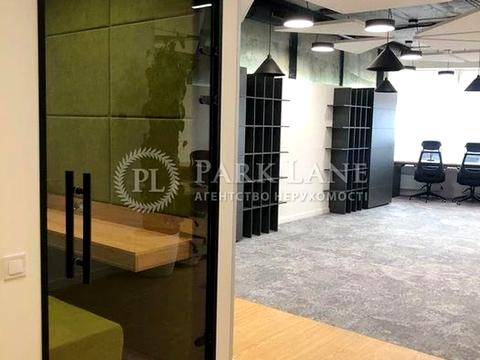 коммерческая по адресу Кловский спуск, 7