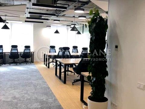 коммерческая по адресу Кловский спуск, 7