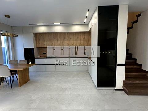 дом по адресу Київська