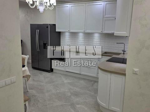 квартира за адресою Київ, Князя Романа Мстиславича вул. (Генерала Жмаченка), 28