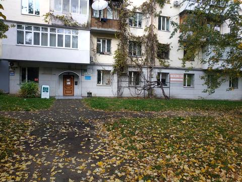 комерційна за адресою Голосіївський просп. (40-річчя Жовтня), 88