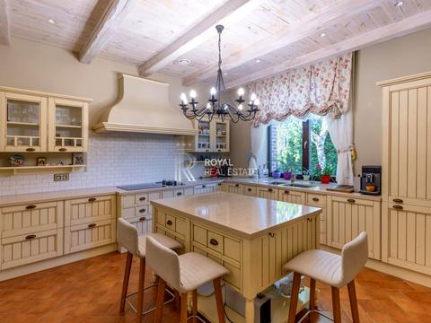 дом по адресу Центральная ул.