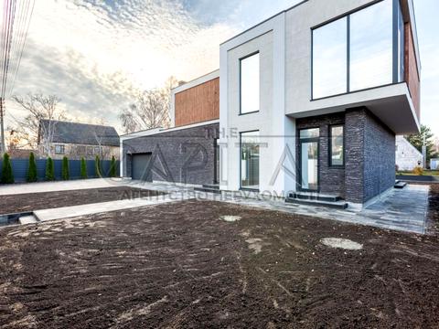 будинок за адресою Лугова вул.