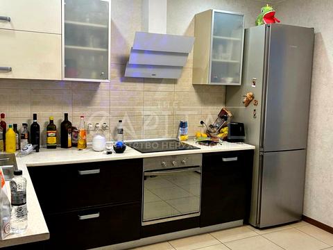 квартира за адресою Михайла Максимовича вул. (Онуфрія Трутенка), 32