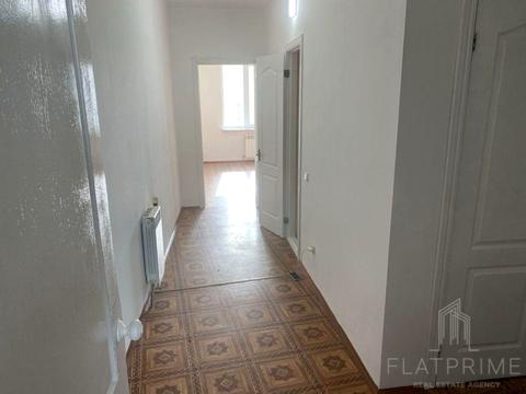 квартира за адресою Дніпровська набережна вул., 19-В