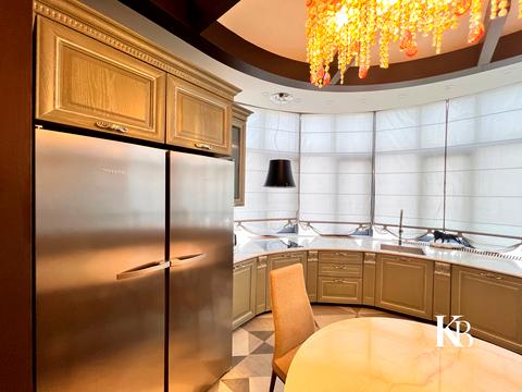 квартира за адресою Дмитра Яворницького просп. (Карла Маркса), 3