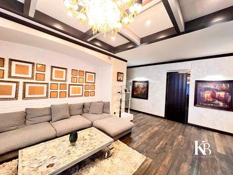 квартира за адресою Дмитра Яворницького просп. (Карла Маркса), 3