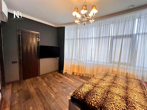 квартира за адресою Дмитра Яворницького просп. (Карла Маркса), 3