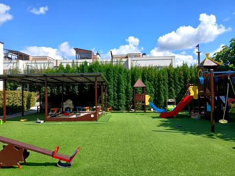 будинок за адресою Центральна вул.