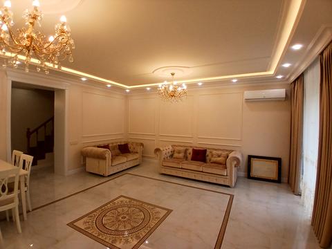 будинок за адресою Центральна вул.