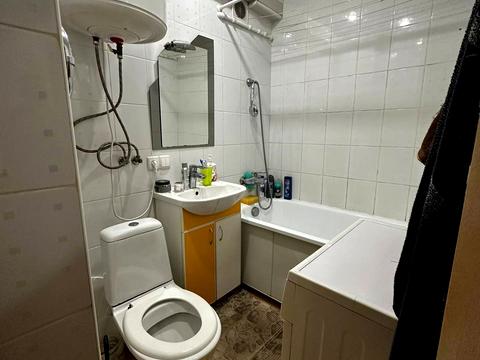 квартира за адресою Космічна вул., 120