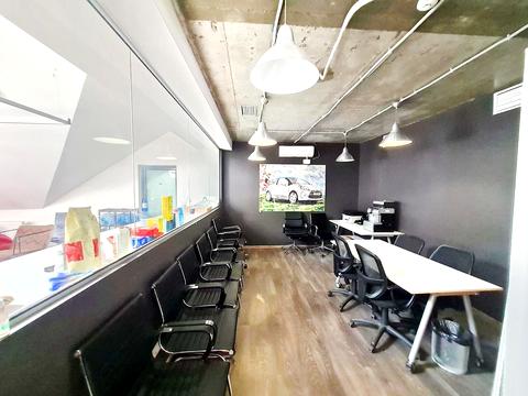 комерційна за адресою Воздвиженська вул., 40