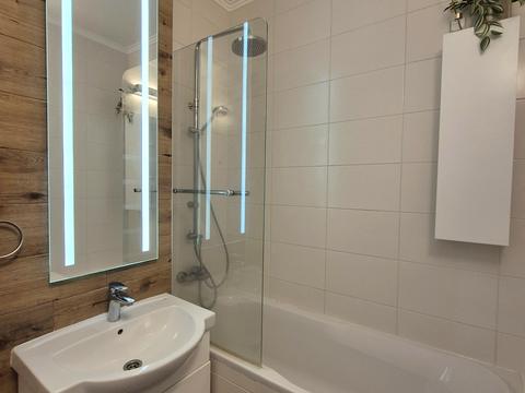 квартира за адресою Святослава Хороброго вул., 11-Б