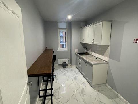 комерційна за адресою Предславинська вул., 42-А