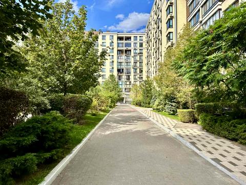 квартира за адресою Юнацька вул., 10