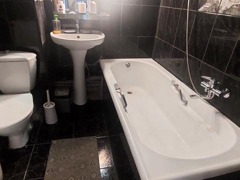 квартира за адресою Леся Сердюка вул. (Командарма Корка), 20