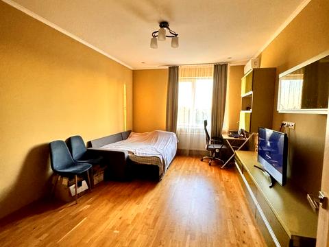 квартира за адресою Київ, Михайла Донця вул., 2-А