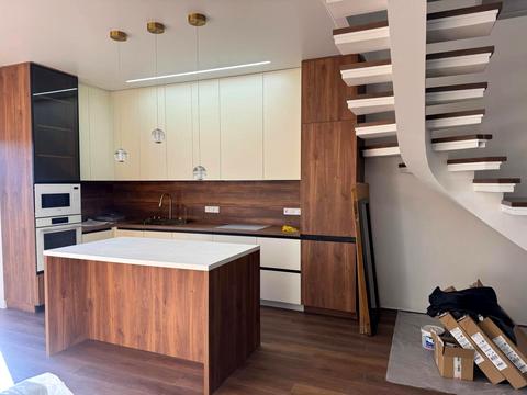 дом по адресу Щаслива, 1