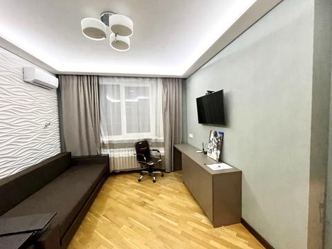 квартира по адресу Александровская ул., 1