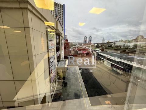 комерційна за адресою Євгена Сверстюка вул. (Марини Раскової), 2А