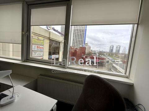 комерційна за адресою Євгена Сверстюка вул. (Марини Раскової), 2А