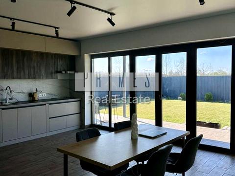 будинок за адресою центральна