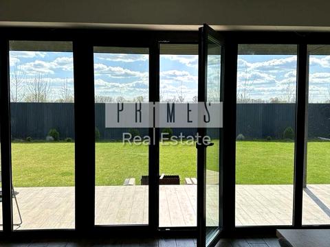 будинок за адресою центральна