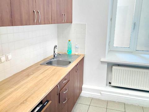 комерційна за адресою Богдана Хмельницького вул., 50