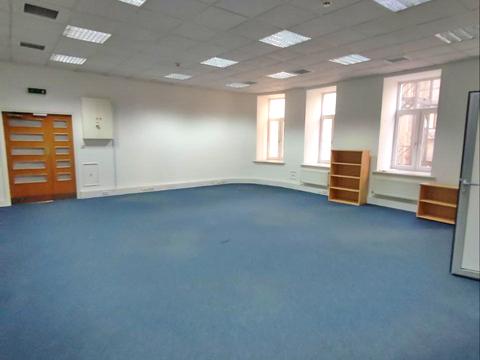 комерційна за адресою Богдана Хмельницького вул., 50