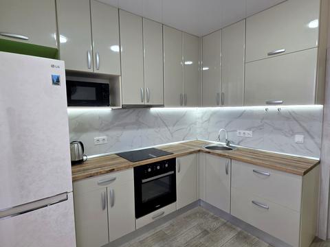 квартира за адресою Льва Ландау просп. (50-річчя СРСР), 52-Л