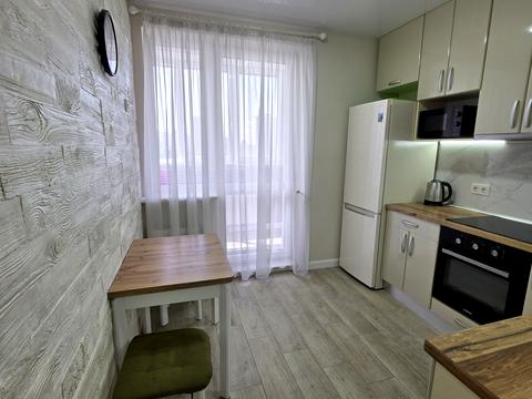 квартира за адресою Льва Ландау просп. (50-річчя СРСР), 52-Л