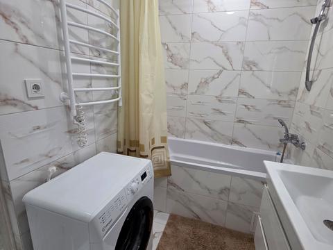 квартира за адресою Льва Ландау просп. (50-річчя СРСР), 52-Л