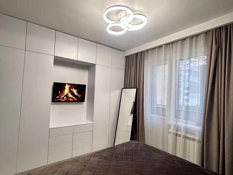 квартира по адресу Свободы просп., 1/60