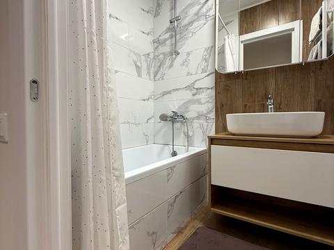 квартира по адресу Свободы просп., 1/60