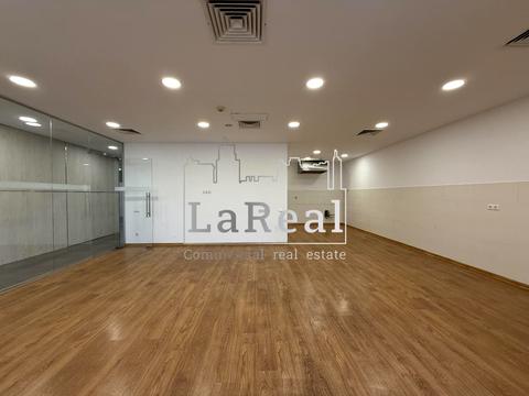 комерційна за адресою Євгена Сверстюка вул. (Марини Раскової), 2А