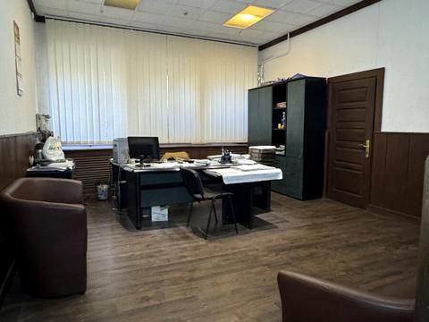 комерційна за адресою Баштанна вул., 3