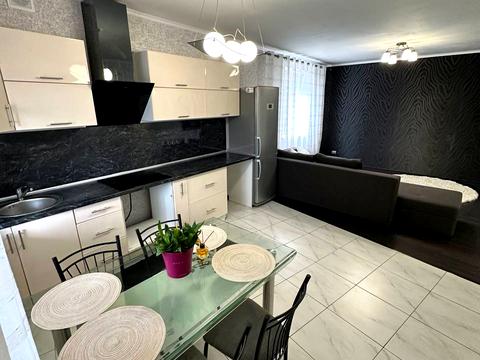 квартира по адресу центральна, 217