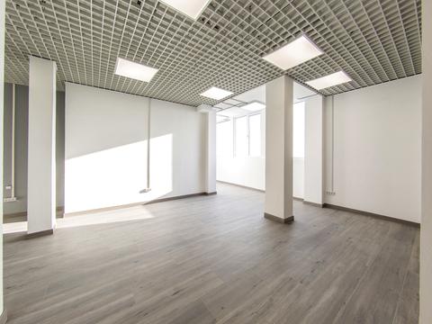 комерційна за адресою Саксаганського вул., 121